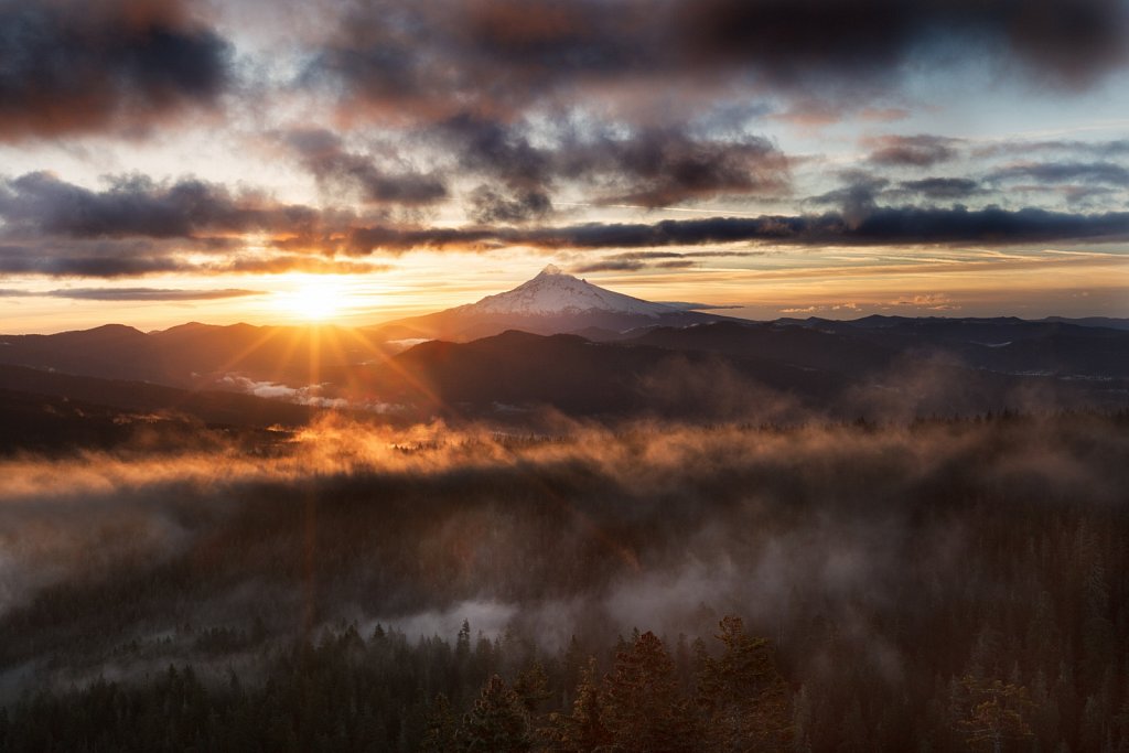 Mt Hood Sunrise - Larch Mountain